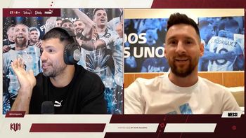 El Kun entrevistó a Messi El Kun entrevistó a Messi