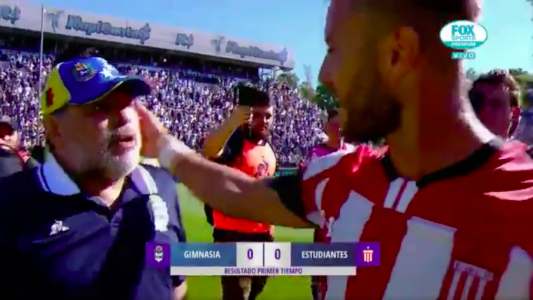 Superliga: Maradona y la Gata Fernández discutieron feo y el delantero le contestó con una insólita frase