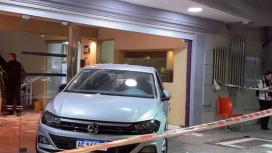 El video del grave accidente en un teatro en Mendoza, donde se presentaron Soledad Silveyra y Verónica Llinás