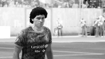 Maradona se mostró feliz por compartir equipo con Verón y Pelé en el FIFA