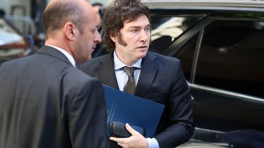 Milei acepta más cambios en la ley ómnibus para mostrar un triunfo ante el FMI y en la nueva gira internacional