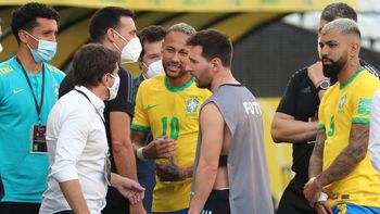 La FIFA quiere que el Brasil - Argentina del 5 de septiembre se dispute si o si antes de Qatar 2022.&nbsp;