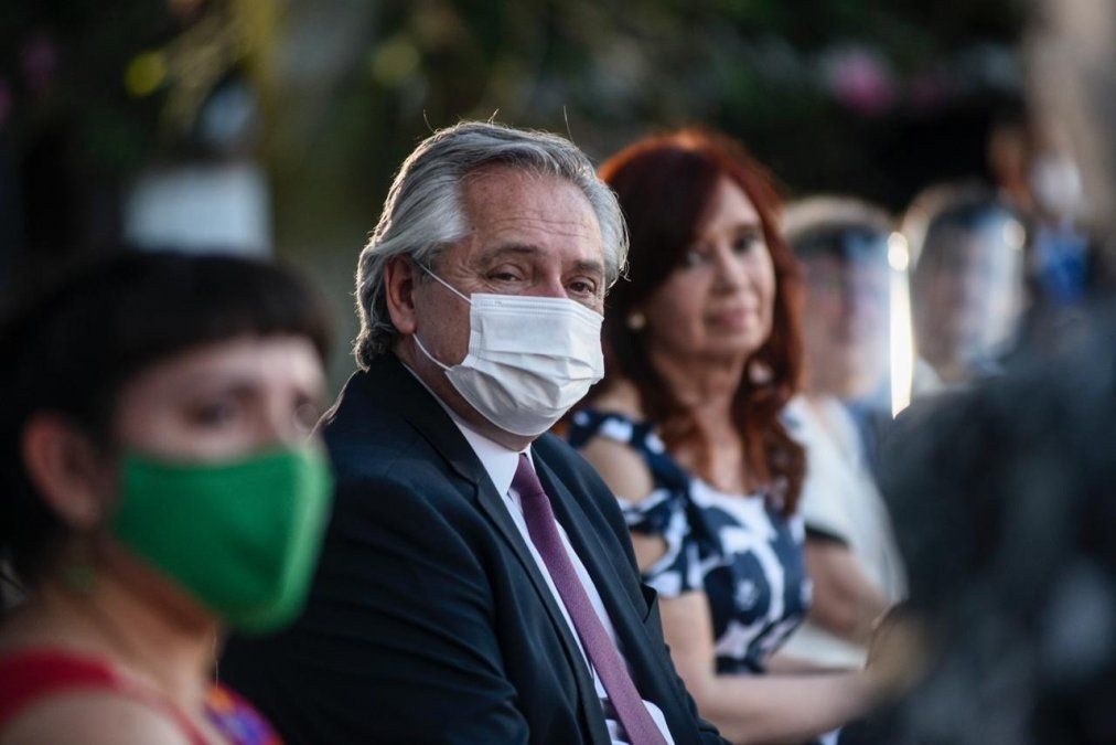 Alberto reconoce el desgaste del gabinete, pero los cambios llegarán después de la epopeya de la campaña de vacunación