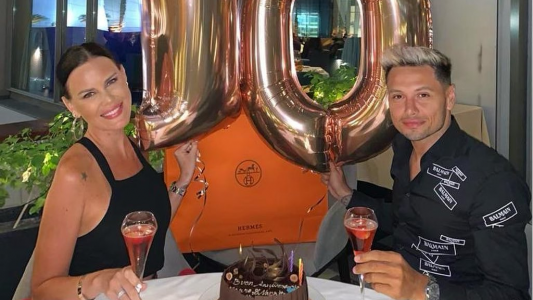 ¡Festejo en Dubái! 10 años de amor para Natalie Weber y Mauro Zárate