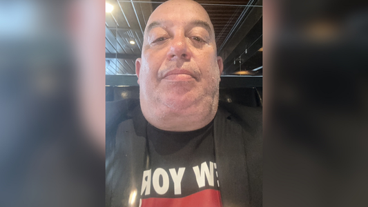 Marcelo Toscano presenta el primer libro de su trilogía, Delitos en el Arte: Es un trabajo muy serio