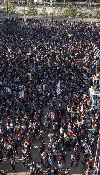 Segundo día de huelga progresiva en Chile ante el retraso en el proceso para la reforma de la Constitución