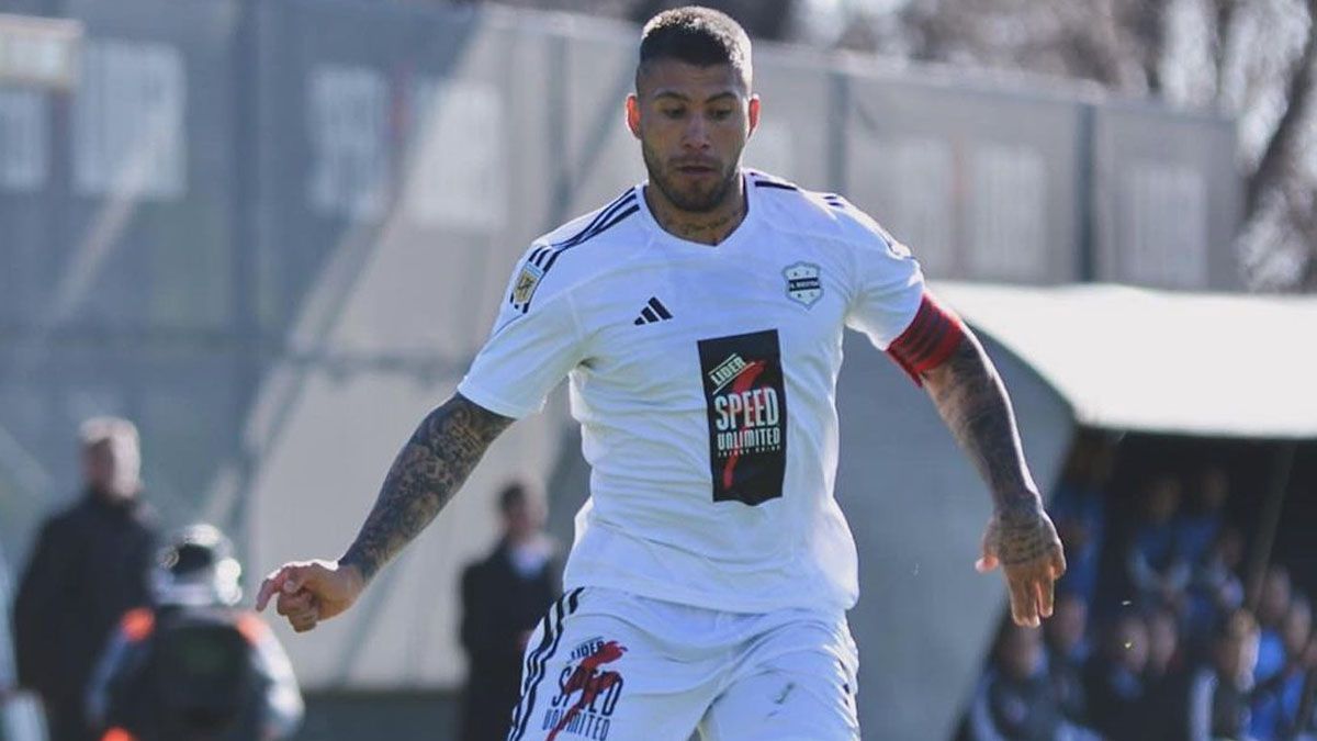 La picante chicana de Milton Céliz a Boca y el fuerte cruce con Luis Advíncula: Estaban...