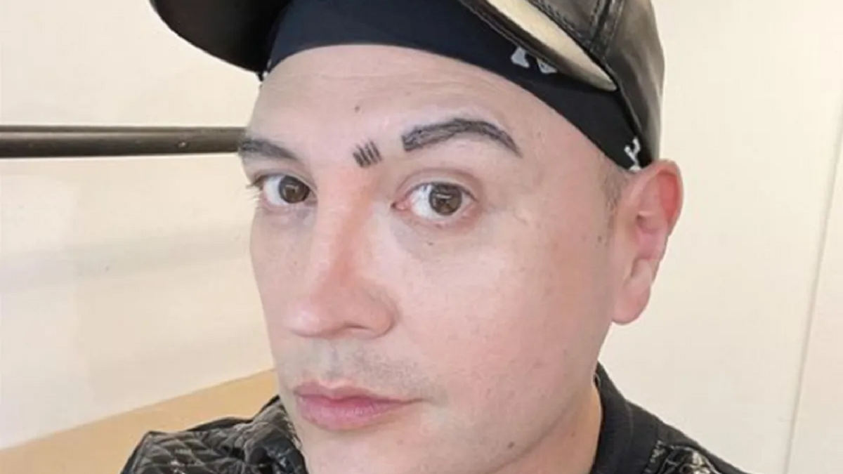 Leo García furioso con los Premios Gardel 2022: denunció fraude y apuntó otra vez contra Tini Stoessel