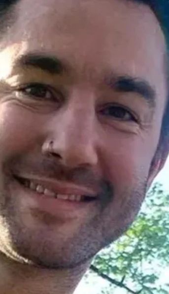 Fuerte decisión del dueño del restaurante que se enteró que un cliente maltrató a su camarera