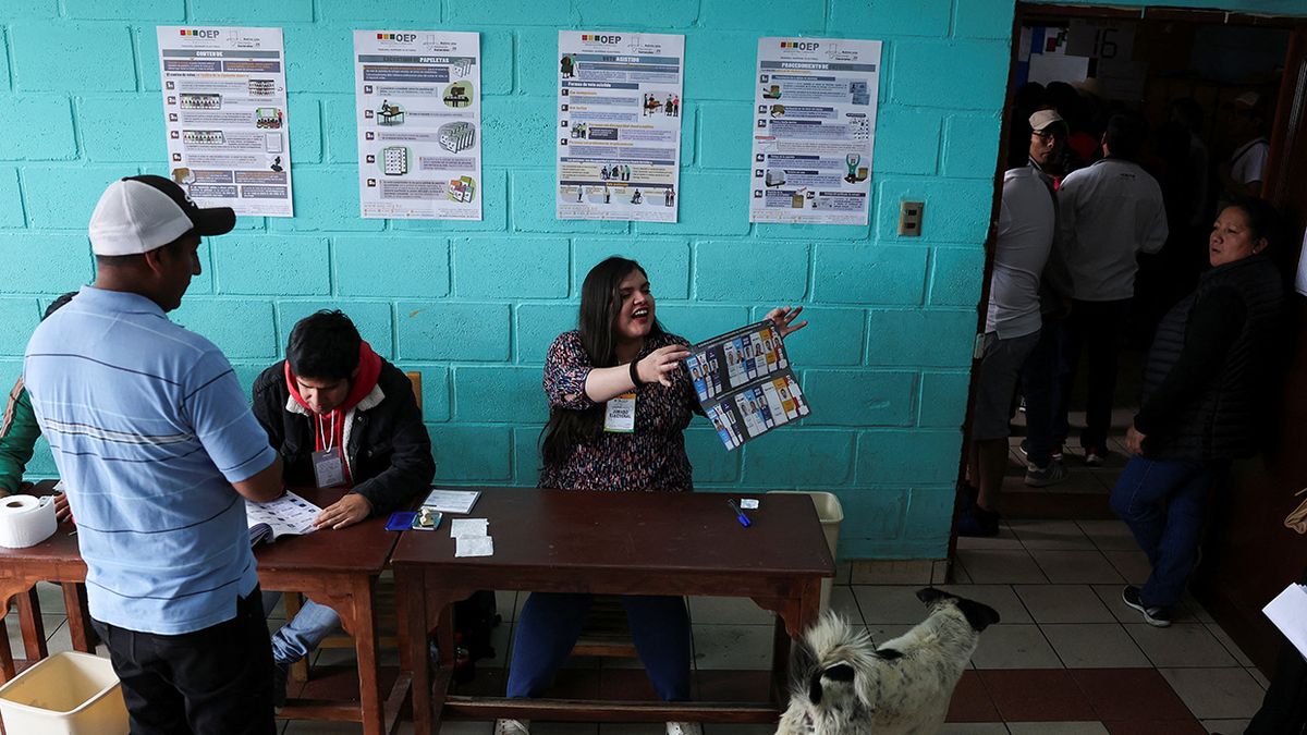 Bolivia ya votó y eligió a su nuevo presidente en un clima de crisis económica y sin Evo Morales. (Foto: Reuters)