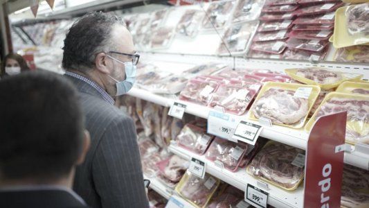 Tras el escándalo por los cortes de carne, el Gobierno envió inspectores a supermercados