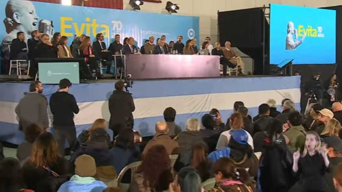 Acto central del Gobierno en Chapadmalal