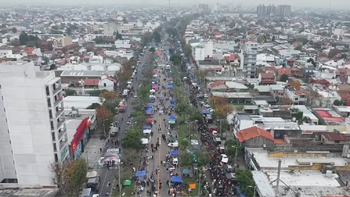 Último adiós al Indio Solari: fanáticos de todo el país empiezan a llegar a Avellaneda