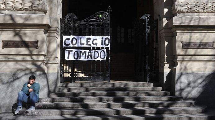 Alumnos volvieron a tomar el Colegio Nacional de Buenos Aires: cuáles son los reclamos