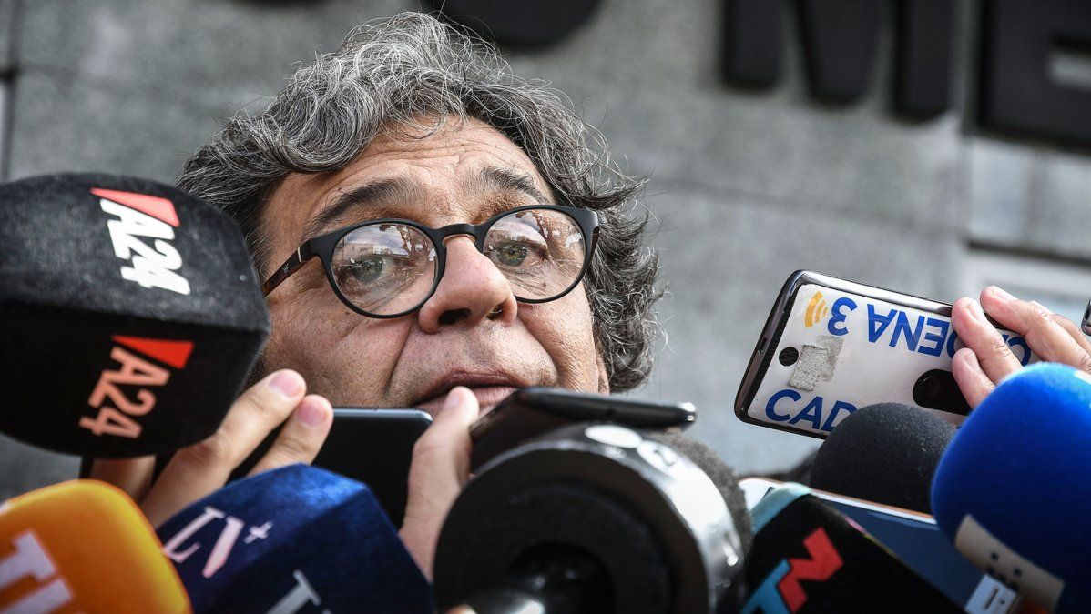El diputado Olivares sufrió una falla multiorgánica y permanece en estado crítico