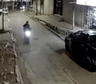 Así fue el momento en que un hombre fue atacado a tiros y murió frente a un supermercado