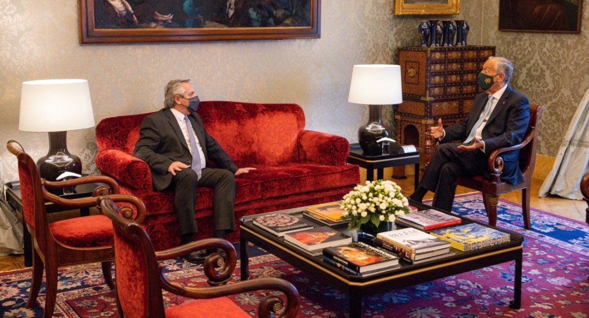 &nbsp;El presidente Alberto Fernández fue recibido por su par de Portugal