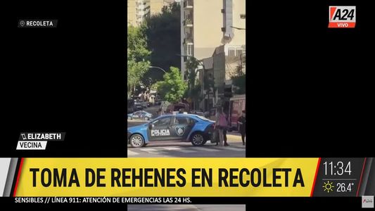 Recoleta: detuvieron a un hombre que se había atrincherado en un techo con su hijo autista