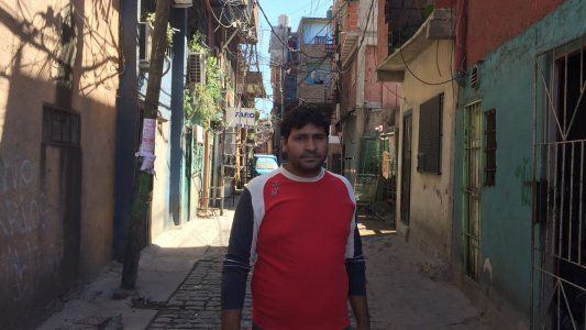 El gran sueño de César: ser el primer arquitecto de la Villa 31