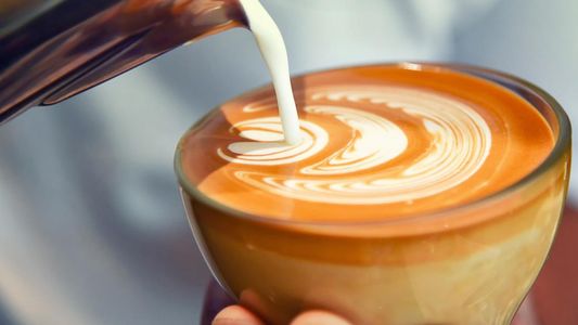 Era alérgica a la leche y murió luego de tomar un café cortado