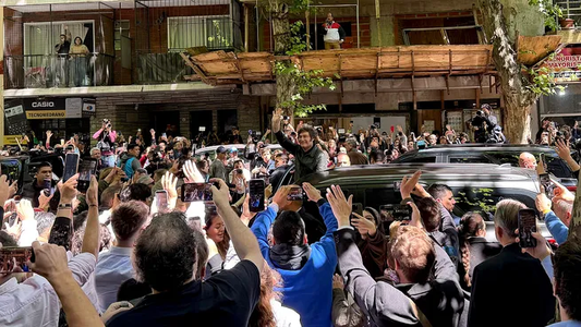 Desde el mini Milei a sorpresas en las urnas: cuáles fueron las perlitas de las elecciones