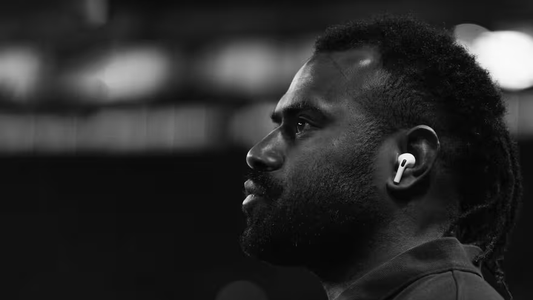 Conmoción en el mundo del deporte por la muerte de Josaia Raisuqe: lo atropelló un tren