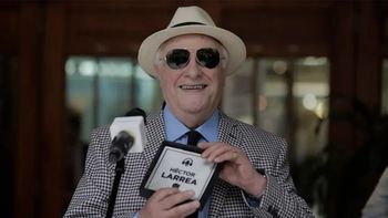 Internaron al conductor radial y televisivo Héctor Larrea