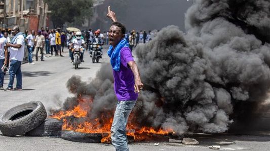 Un magnicidio y el terror en las calles: la fuga masiva de presos que tiene en vilo a un país de centroamérica