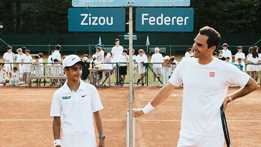 El increíble gesto de Roger Federer con el niño al que le hizo una promesa hace 5 años