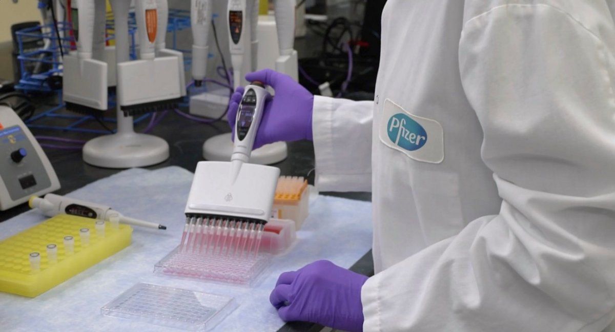 Laboratorio Pfizer. (Foto: NA)&nbsp;