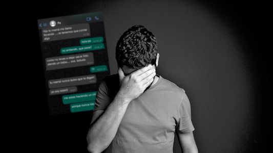 Le pidió una foto de bebé por chat y se enteró que es adoptado: Yo soy re estéril