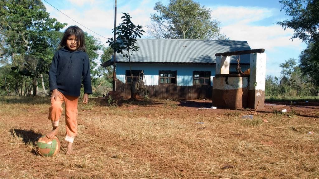Según Unicef, el 48% de los chicos en el país son pobres multidimensionales