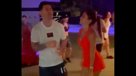 El video de Messi y Antonela bailando cumbia en Navidad