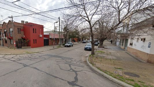 Dos motochorros apuñalaron a un nene de 12 años a la salida de la escuela en La Plata