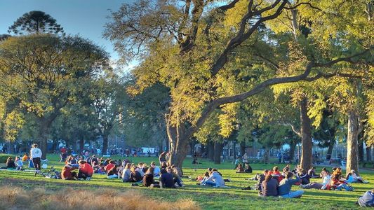 ¿Qué probabilidades hay de contagiarse al aire libre sin barbijo?