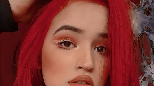 TikToker paraguaya canta canción de Camilo y este lo comparte