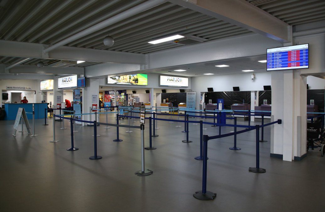 Aerolíneas temen pérdidas millonarias por el coronavirus y Flybe ya es su primera víctima
