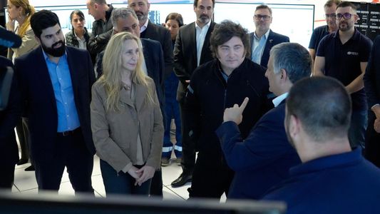 Milei recorrió inversiones millonarias en Bahía Blanca y destacó los proyectos bajo el RIGI