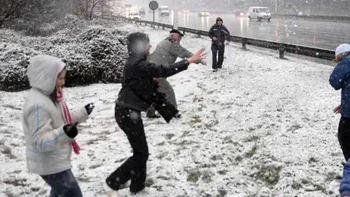 Llega la nieve a Buenos Aires: a qué hora y en qué lugares del AMBA se esperan nevadas (Foto: archivo) Llega la nieve a Buenos Aires: a qué hora y en qué lugares del AMBA se esperan nevadas (Foto: archivo)