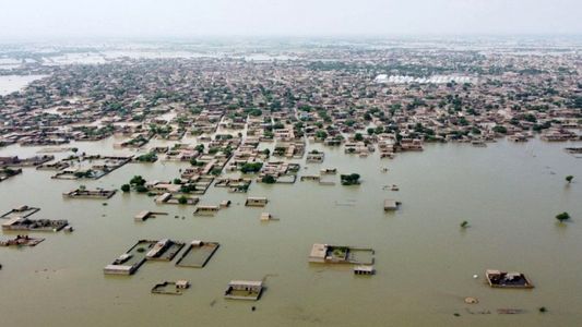 Inundaciones en Pakistán causaron la muerte de al menos 1290 personas