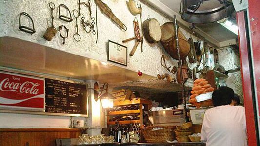 Una tradicional pulpería de Palermo cierra sus puertas después de 50 años de actividad