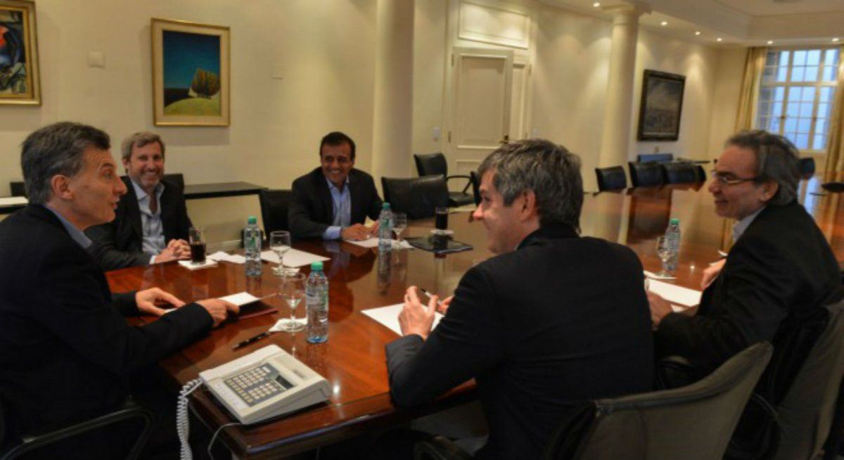Fuego amigo: las críticas que surgen desde el riñón del PRO a la “CEOcracia” diseñada por Macri