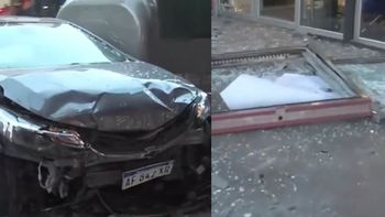 Brutal choque en Belgrano: cruzó en rojo, chocó y un cartel evitó una tremenda tragedia. Brutal choque en Belgrano: cruzó en rojo, chocó y un cartel evitó una tremenda tragedia.