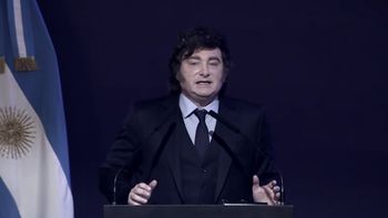 javier Milei volvió a defender el modelo económico y dijo confiar en que lps argentinos no quieren volver al pasado (Foto: captura de video).