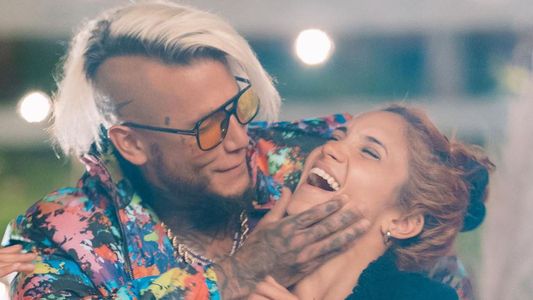 Alex Caniggia publicó un desagradable video escatológico junto a Melody Luz