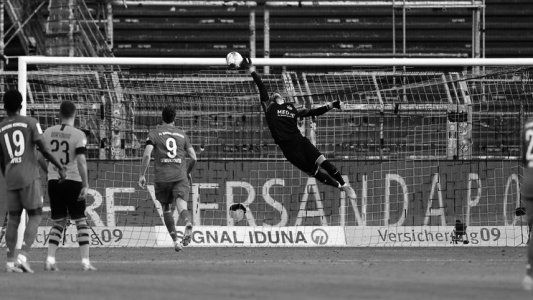 El delicioso gol del Bayern sobre el Dortmund para ganar 1-0 y alejarse en la cima de la Bundesliga