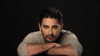 Con qué espectáculo Hernán Piquín regresa al teatro en Buenos Aires