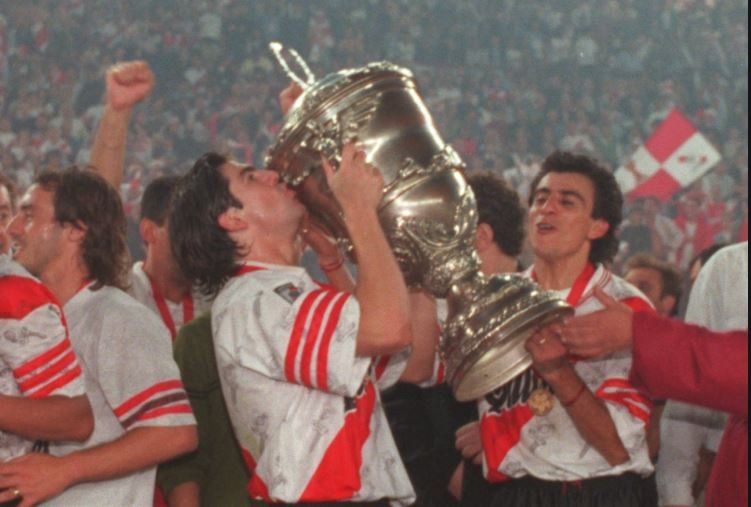 La CONMEBOL, cada vez más cerca de reeditar la Supercopa Sudamericana: quiénes la jugarían y cuál será el formato