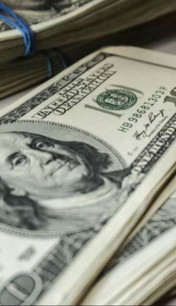Con el vencimiento de Lebacs, el dólar perdió terreno y cerró a $24,67