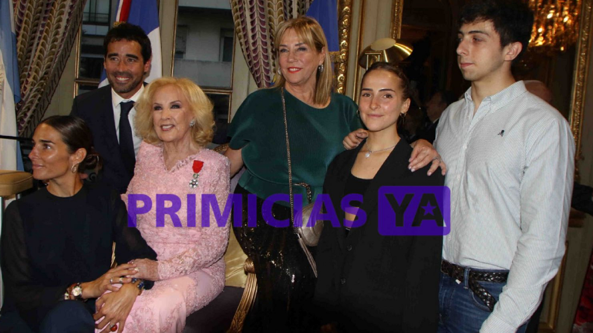 Mirtha Legrand recibió una distinción especial en la Embajada de Francia: las fotos